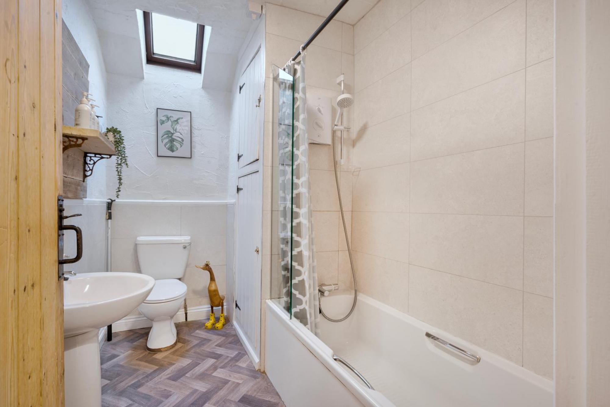 The Gilpin Farmhouse, Lake District Getaway Levens Buitenkant foto